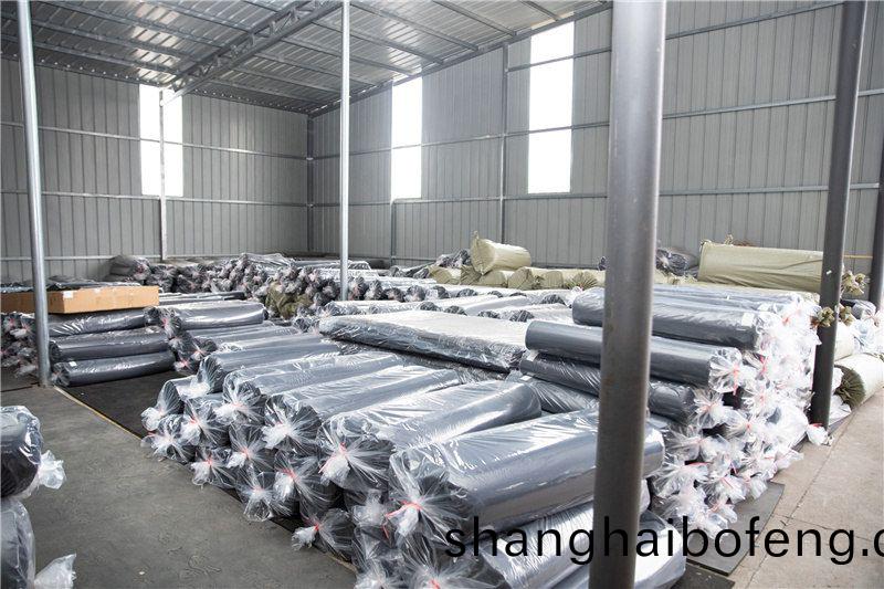 CR減震(zhen)保(bao)溫(wen)條