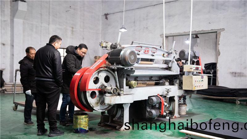 加(jia)工現(xian)場(chang)